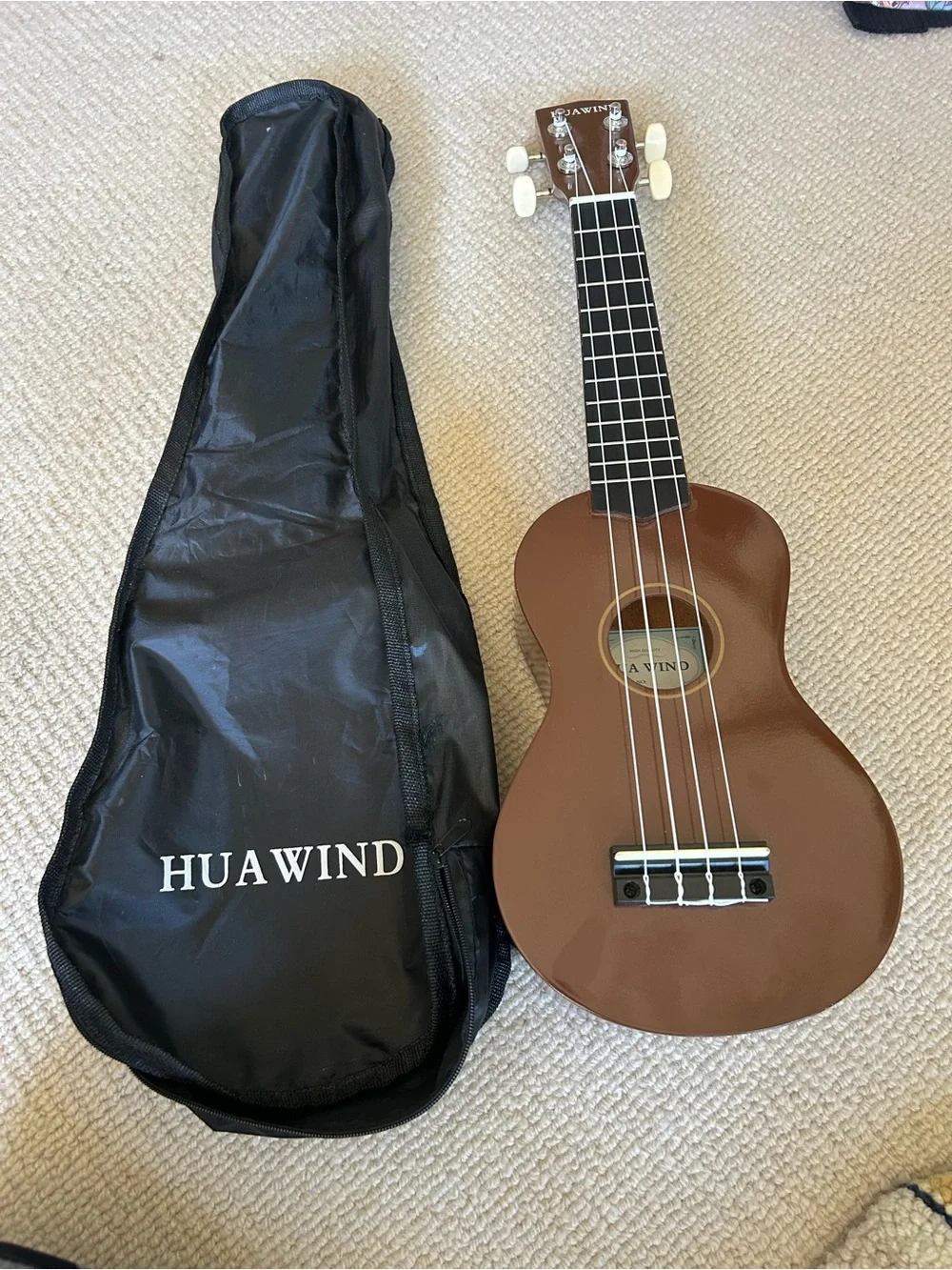 Guitar Brown Men’s Ukulele Carry Bag - Compact Music Case